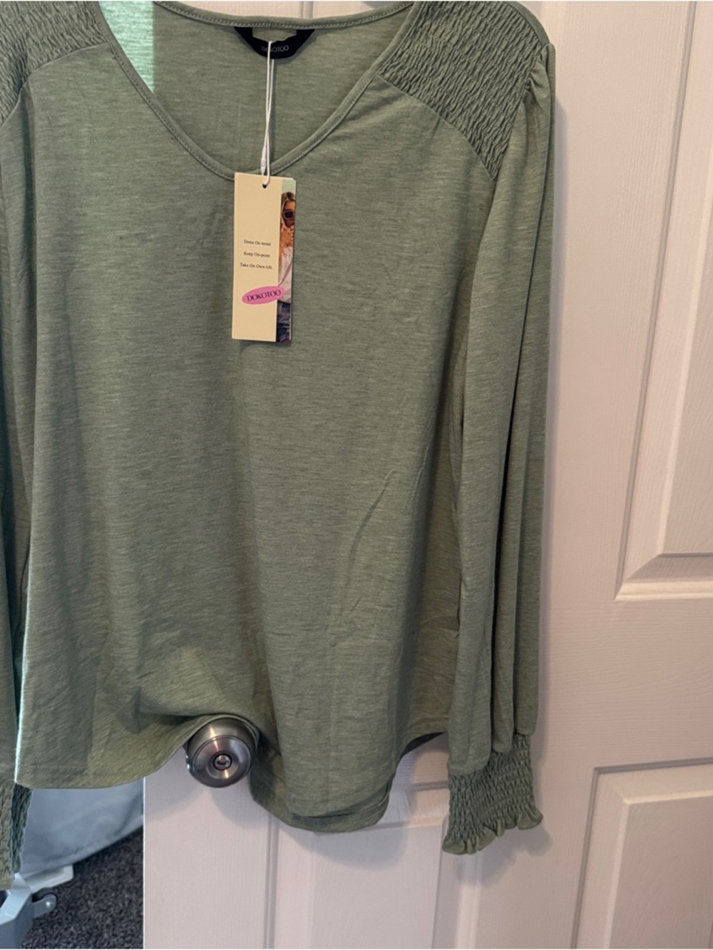 Women's Olive Green Long Sleeve V-Neck Top - Unknown Brand